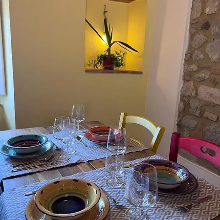 Apartment Buongiorno Maestra Di Monteverdi Marittimo, Borgo Di *